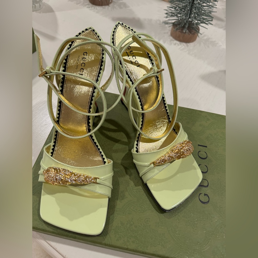 Gucci Leather heels pistachio green. - Picture 9 of 15